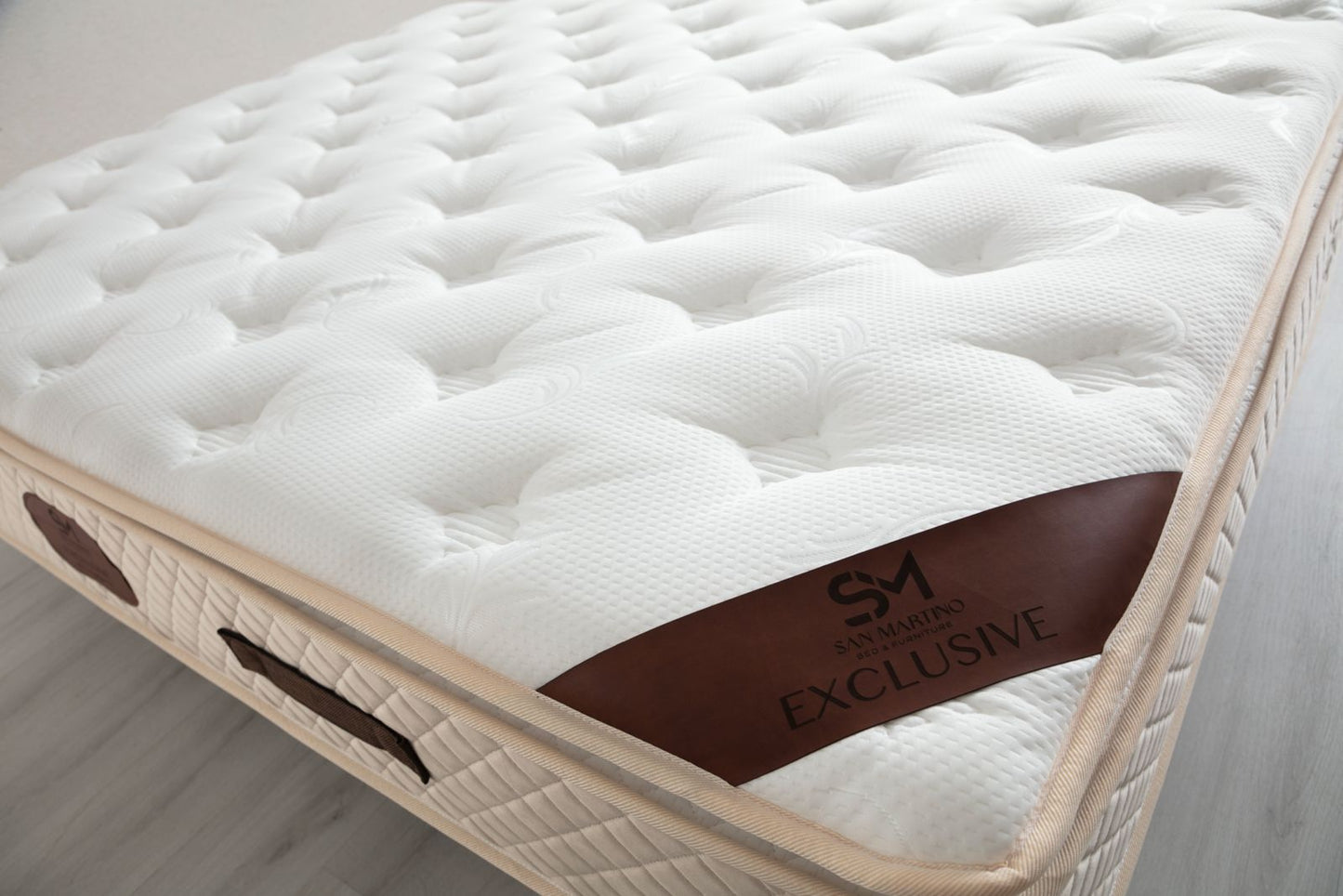 Matelas Épaisseur 32 cm Avec Surmatelas - Exclusif Ressort